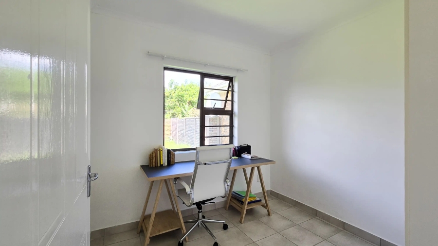 2 Bedroom Property for Sale in Gonubie Eastern Cape